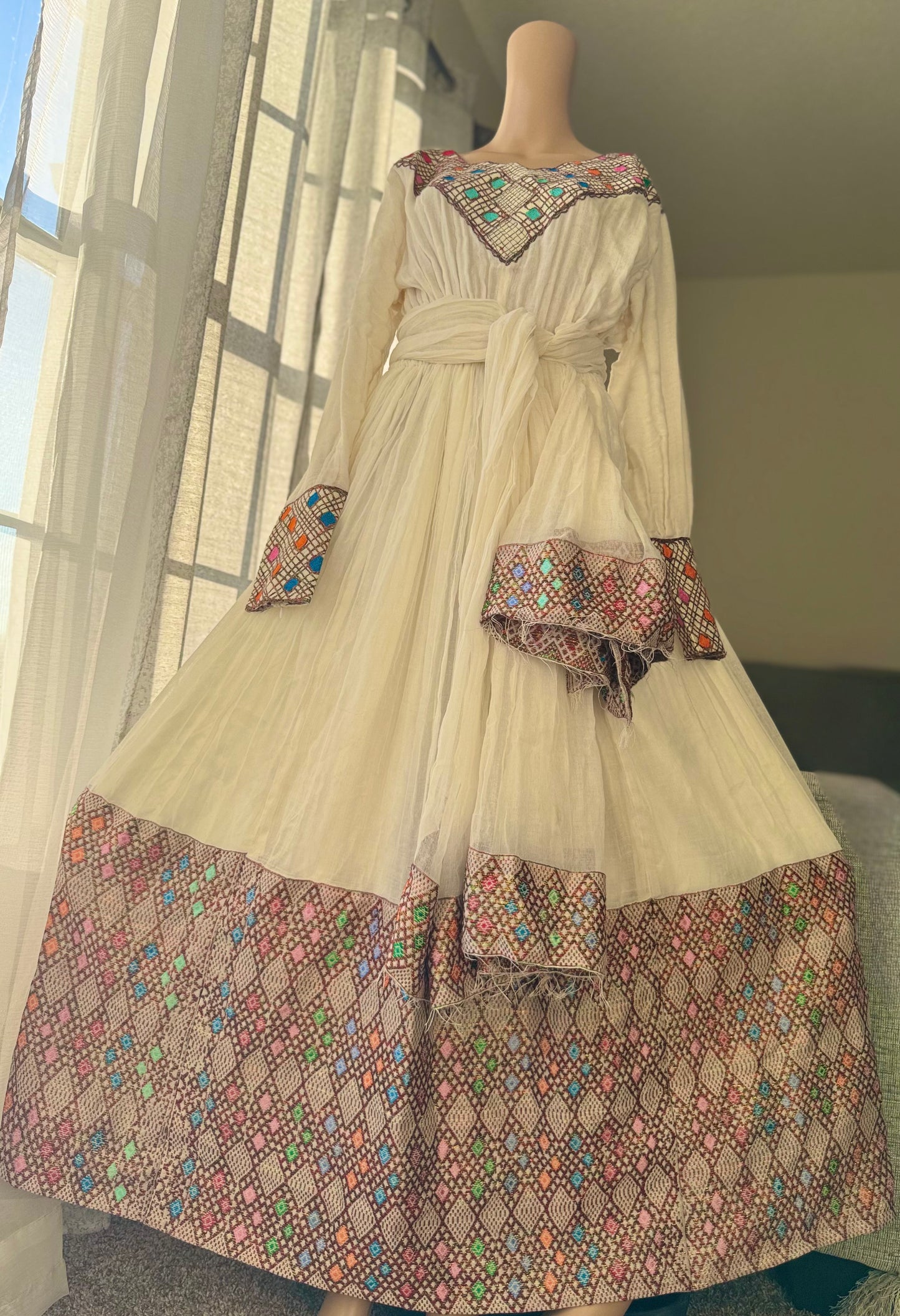 Elegant Ethiopian and Eritrean Traditional Dress - Handmade Cultural Wear